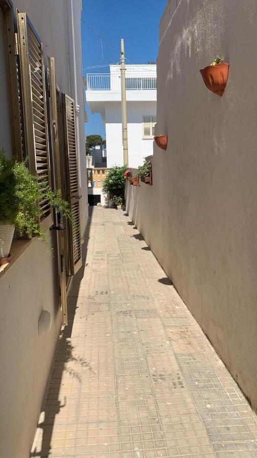 Casa Di Nonna Checca Panzió Santa Maria di Leuca Kültér fotó