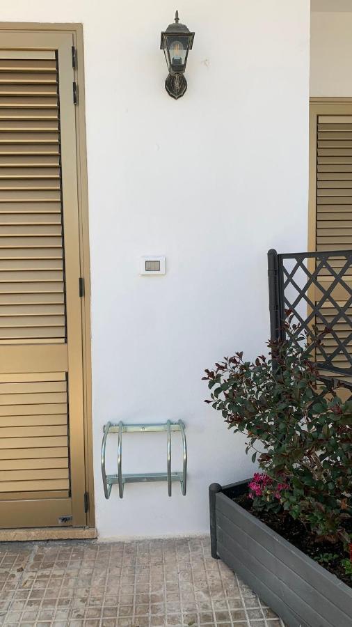 Casa Di Nonna Checca Panzió Santa Maria di Leuca Kültér fotó